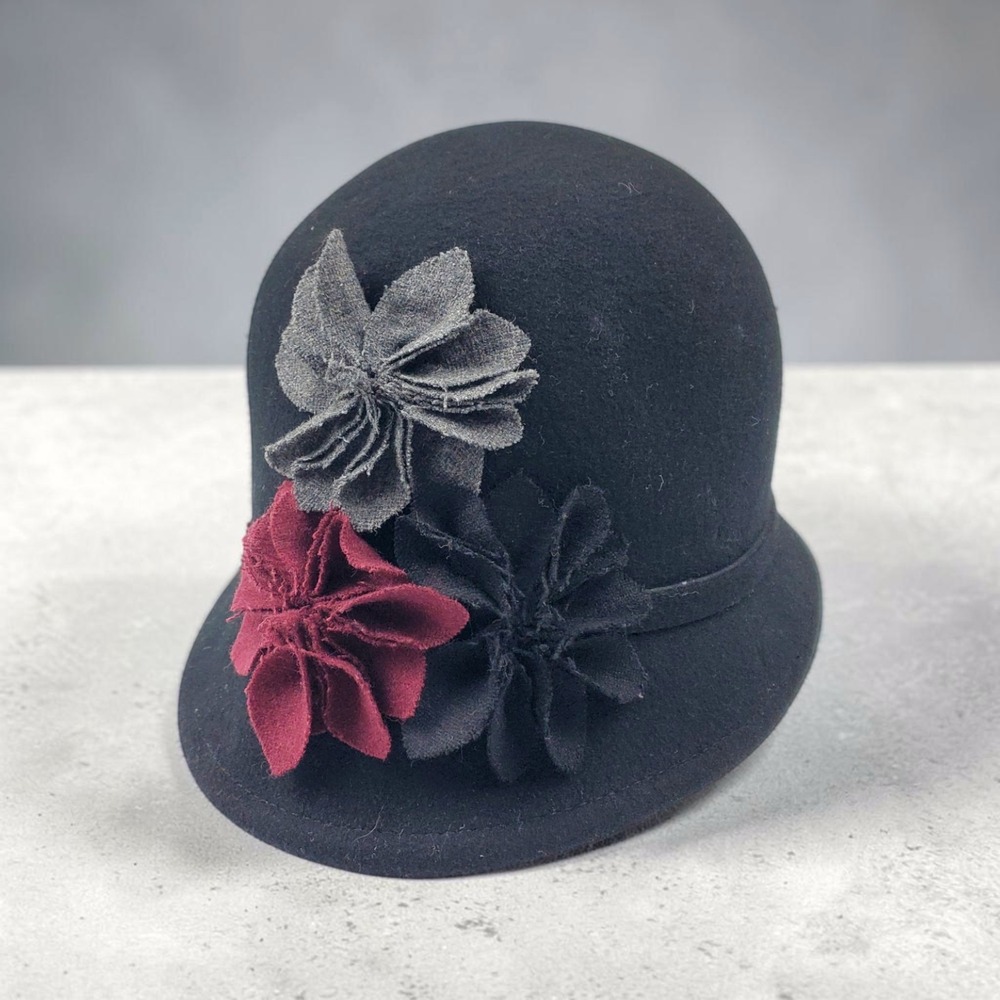 Scala Pronto Black 100% Wool Cloche Hat Floral Accents Vintage Style One Size